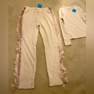 Minaa monroe fringe set In the color Cream Pants are stretchy